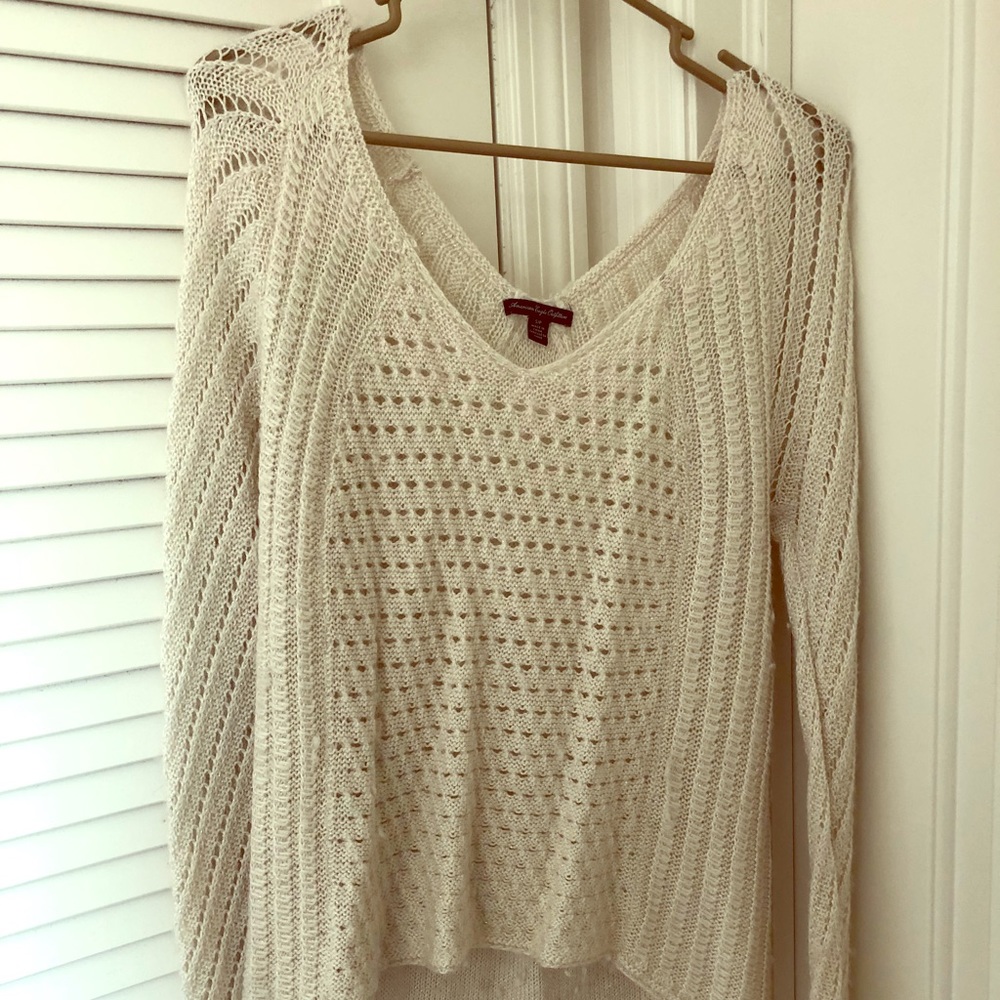 Off-white American Eagle sweater